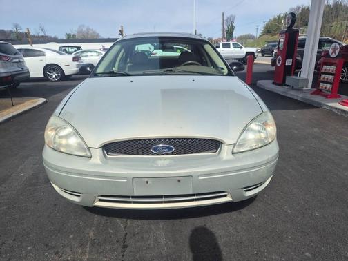 2007 Ford Taurus SE