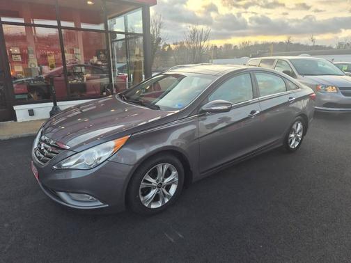 2012 Hyundai SONATA Limited