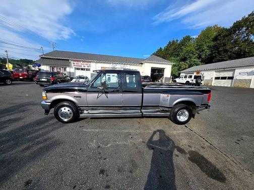 1996 Ford F-350 XLT SuperCab DRW