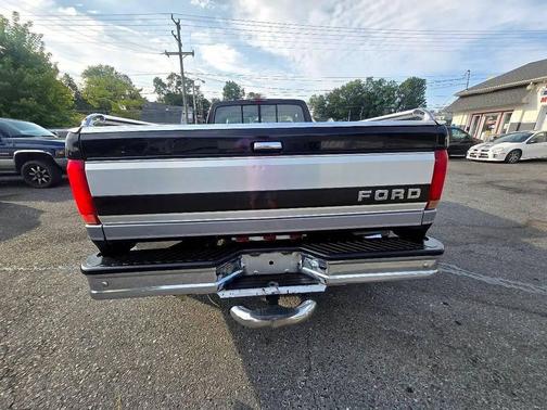 1996 Ford F-350 XLT SuperCab DRW