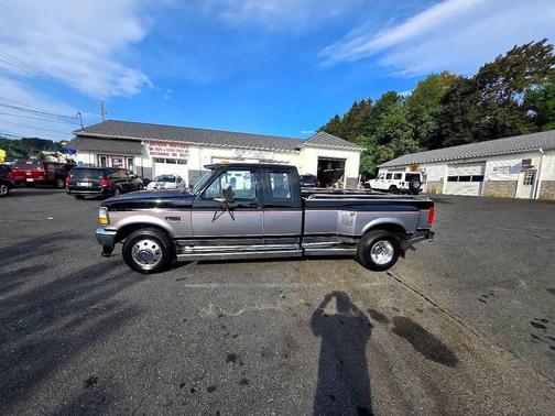 1996 Ford F-350 XLT SuperCab DRW