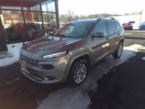 2016 Jeep Cherokee Overland