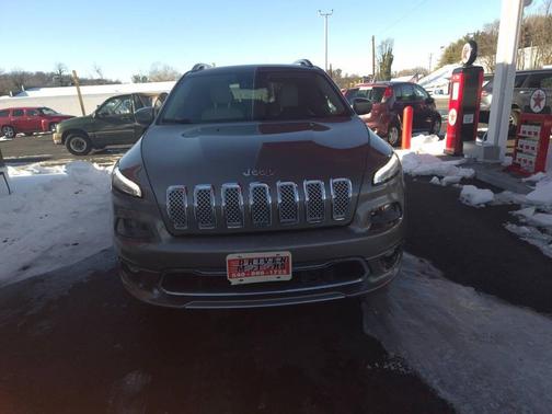 2016 Jeep Cherokee Overland