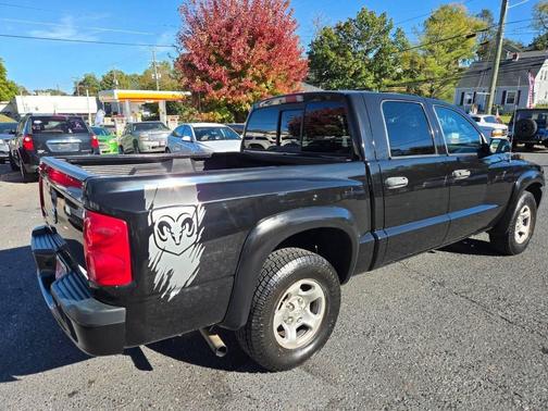 2005 Dodge Dakota ST Quad Cab