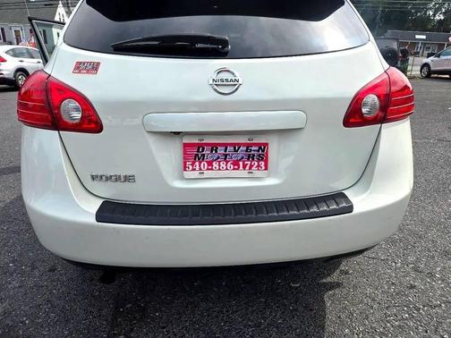 2010 Nissan Rogue S