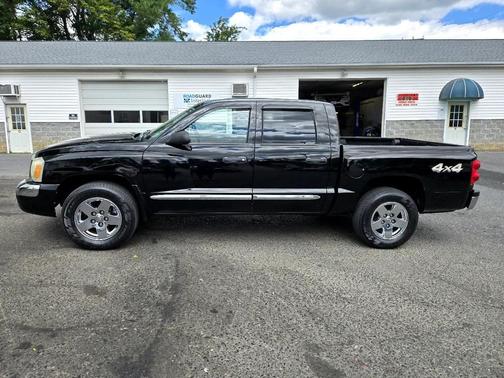 2005 Dodge Dakota Laramie Quad Cab