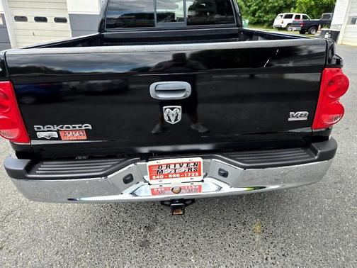 2005 Dodge Dakota Laramie Quad Cab