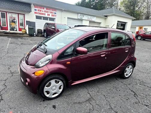 2012 Mitsubishi i-MiEV SE