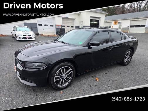 2019 Dodge Charger SXT