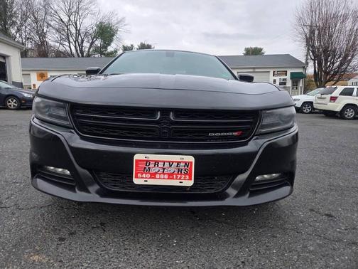 2019 Dodge Charger SXT
