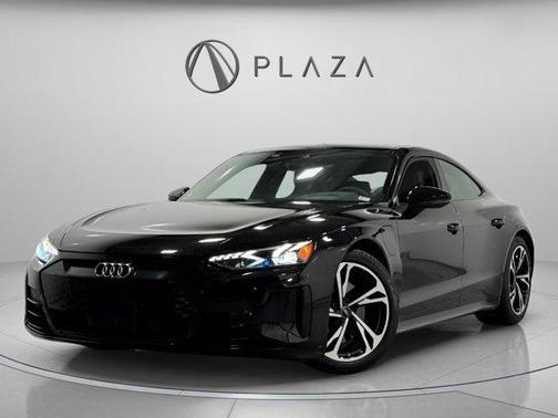 2022 Audi e-tron GT Premium Plus quattro