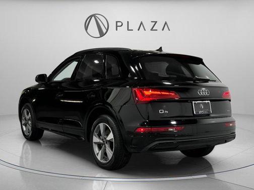 2025 Audi Q5 Premium 40 TFSI quattro S tronic