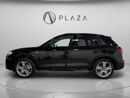 2025 Audi Q5 Premium 45 TFSI S line quattro