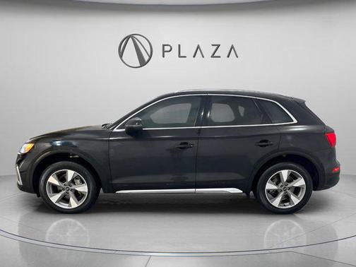 2023 Audi Q5 Premium Plus 40 TFSI quattro S tronic