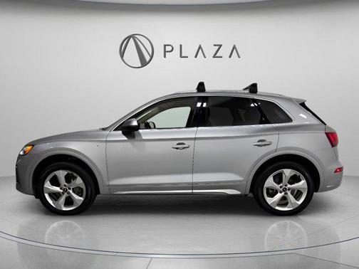 2022 Audi Q5 Premium Plus 45 TFSI S line quattro S tronic