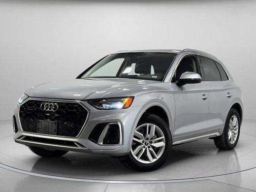 2023 Audi Q5 Premium 45 TFSI S line quattro
