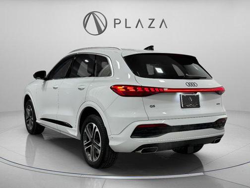 2025 Audi Q5 Premium TFSI quattro S tronic