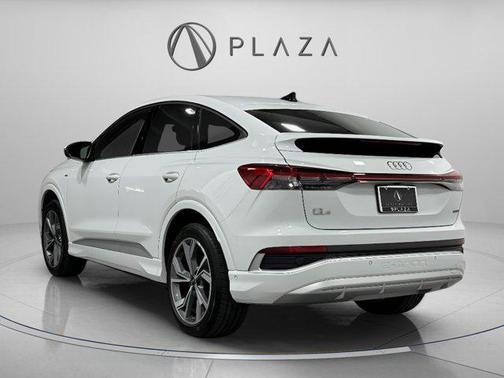 2023 Audi Q4 e-tron Prestige 50 quattro