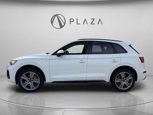 2025 Audi Q5 Premium 45 TFSI S line quattro