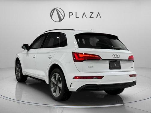 2025 Audi Q5 Premium 40 TFSI quattro S tronic