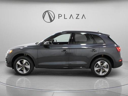 2025 Audi Q5 Premium 40 TFSI quattro S tronic
