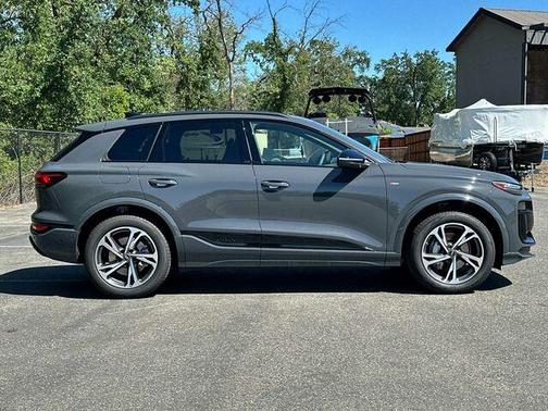 Gray 2027 Audi Q6 e-tron Premium Plus
