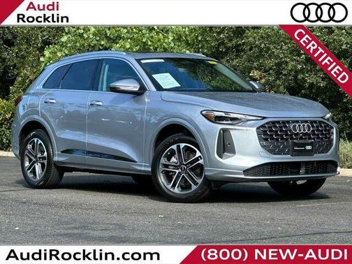 Florett Silver Metallic 2025 Audi Q5 2.0T quattro Premium