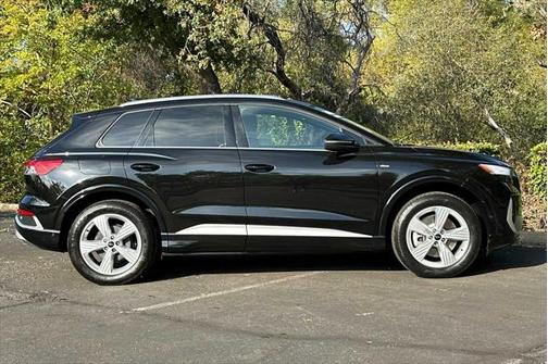 2024 Audi Q4 e-tron Prestige 50 quattro
