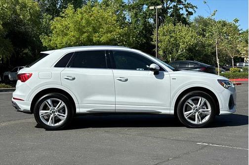 2024 Audi Q3 Premium Plus 45 TFSI S line quattro Tiptronic