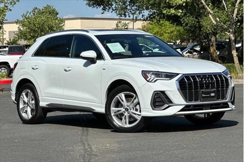 2024 Audi Q3 Premium Plus 45 TFSI S line quattro Tiptronic