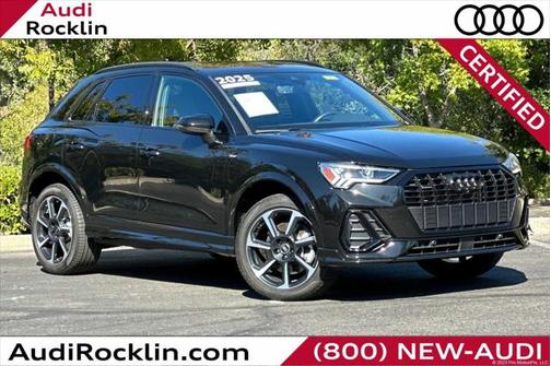 2025 Audi Q3 Premium 45 TFSI S line quattro Tiptronic