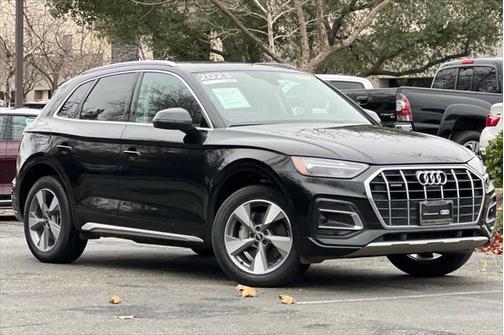 2023 Audi Q5 Premium Plus 40 TFSI quattro S tronic