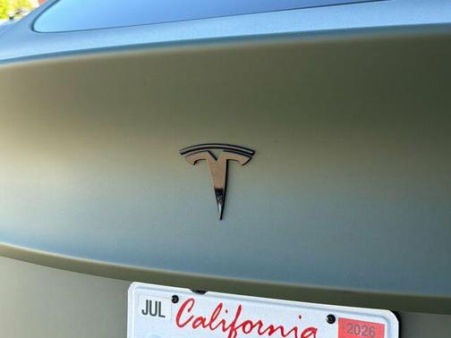 White 2023 Tesla Model Y Long Range