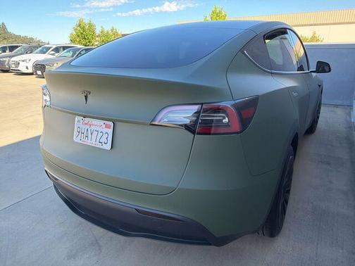 White 2023 Tesla Model Y Long Range