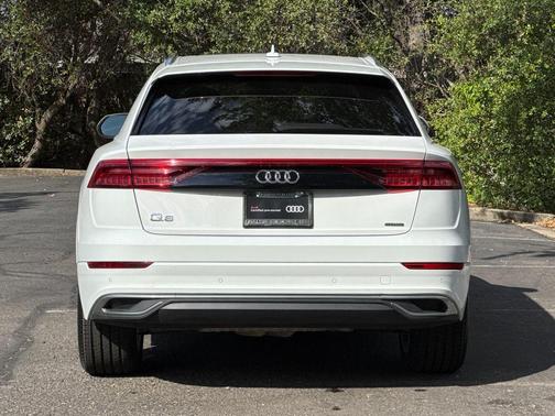Carrara White 2023 Audi Q8 55 Premium