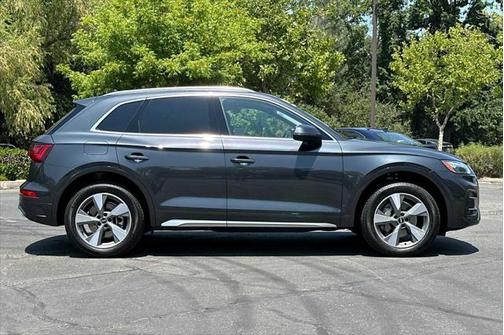 2023 Audi Q5 Premium Plus 40 TFSI quattro S tronic