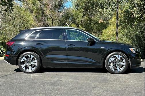 2023 Audi e-tron Premium Plus quattro