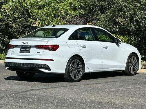 Glacier White Metallic 2025 Audi A3 2.0T Premium