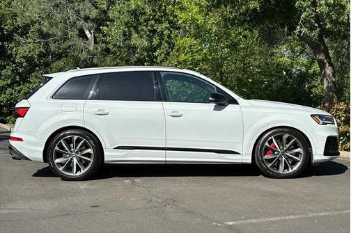 2023 Audi SQ7 Prestige TFSI quattro Tiptronic