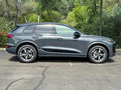 Gray 2027 Audi Q6 e-tron Premium Plus