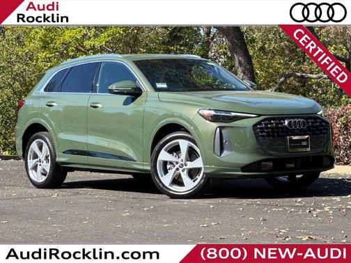 District Green Metallic 2025 Audi Q5 2.0T quattro Premium