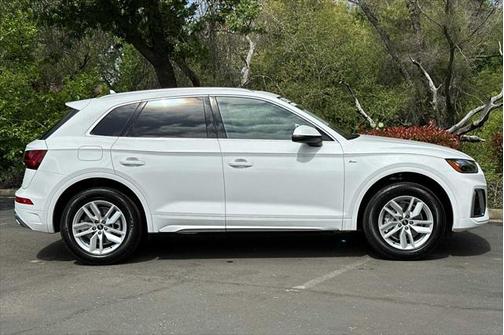 2023 Audi Q5 Premium 45 TFSI S line quattro