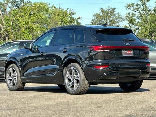 Black 2027 Audi Q6 e-tron Premium Plus