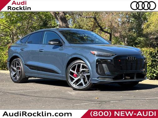 Plasma Blue Metallic 2027 Audi SQ6 e-tron Sportback Premium Plus