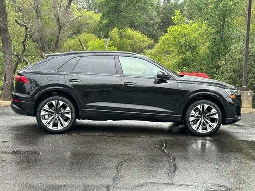 Black 2026 Audi Q8