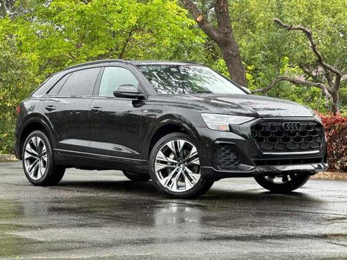 Black 2026 Audi Q8