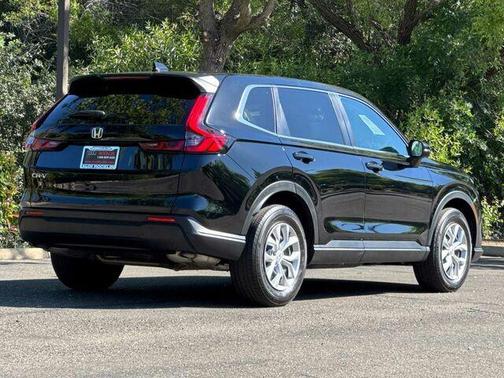 Crystal Black Pearl 2025 Honda CR-V LX