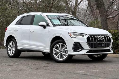 2025 Audi Q3 Premium 45 TFSI S line quattro Tiptronic