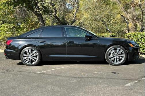 2023 Audi A6 Premium Plus 45 TFSI quattro S tronic