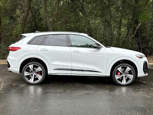 White 2026 Audi SQ5 3.0T Premium Plus